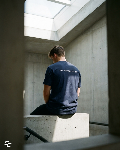 Simple Code® No Distractions Oversized T-Shirt — Minimal Streetwear